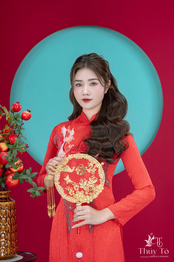 Concept Tết nền đỏ và xanh ngọc — Thúy Tô Studio